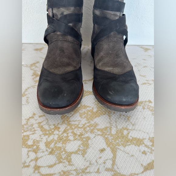 🔥🔥FINAL CLEARENACE 🔥🔥 MORENATOM Gray and Black Mix Leather Boots - Picture 4 of 10